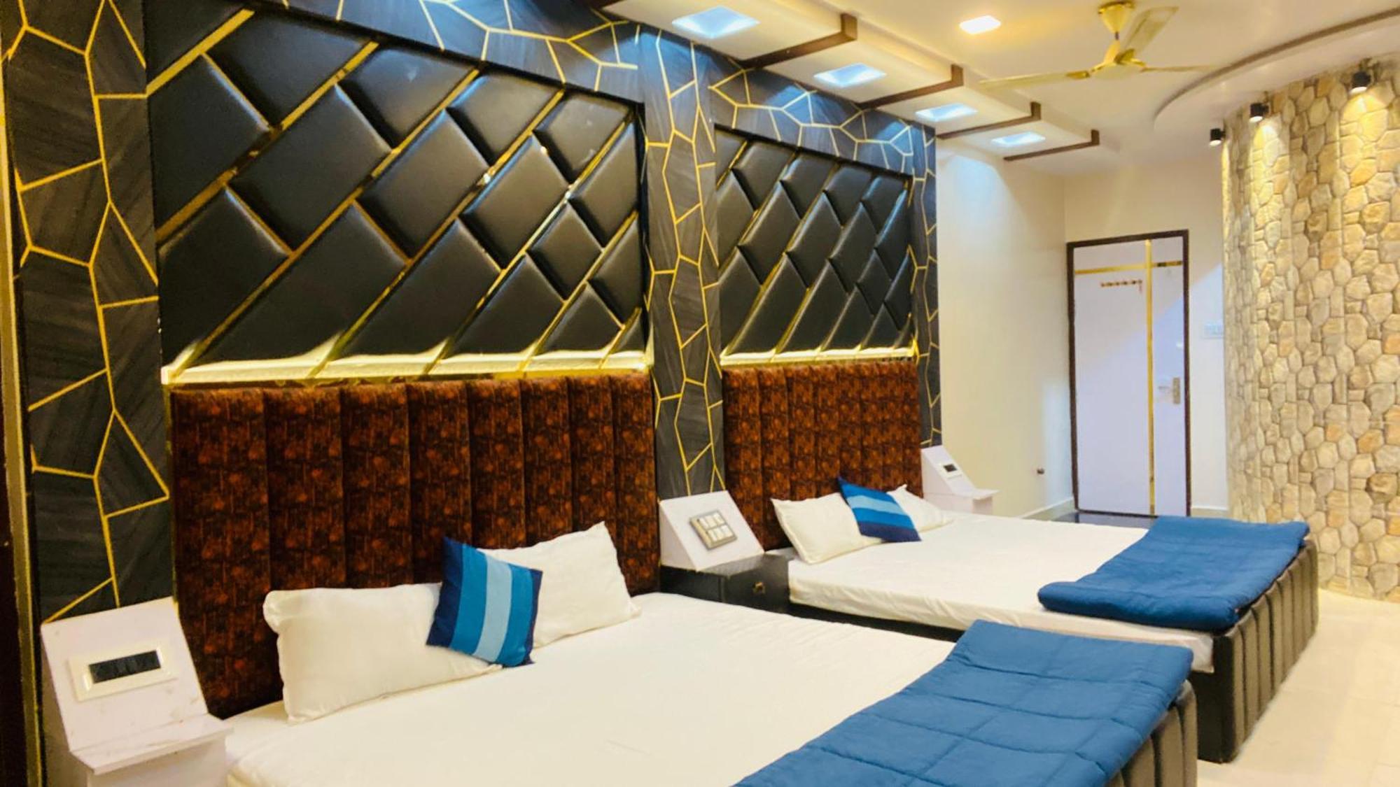 Hotel Mark Удджайн Экстерьер фото